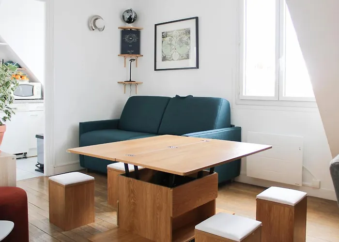 Bright Parisian Escape With Breathtaking Views * Paris