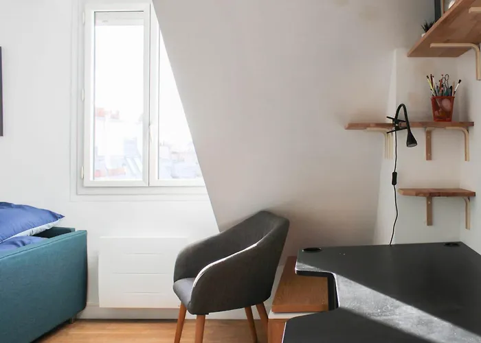 شقة Bright Parisian Escape With Breathtaking Views *